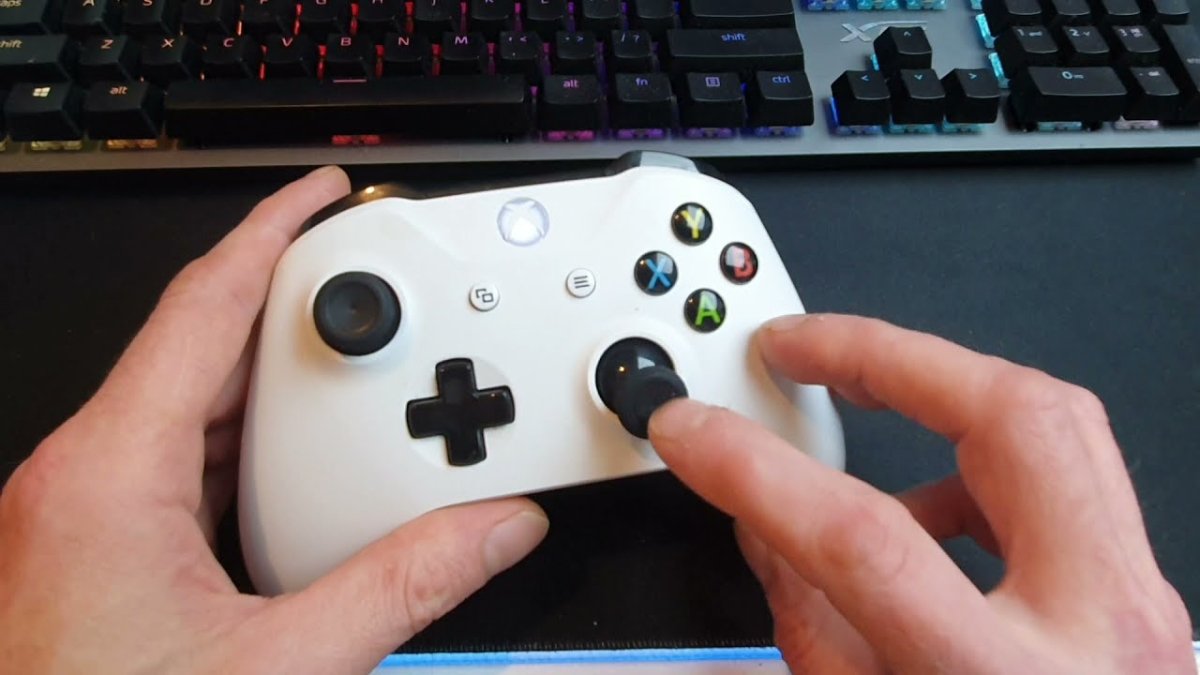 How to Keep Controller From Turning Off Xbox? - keysdirect.us