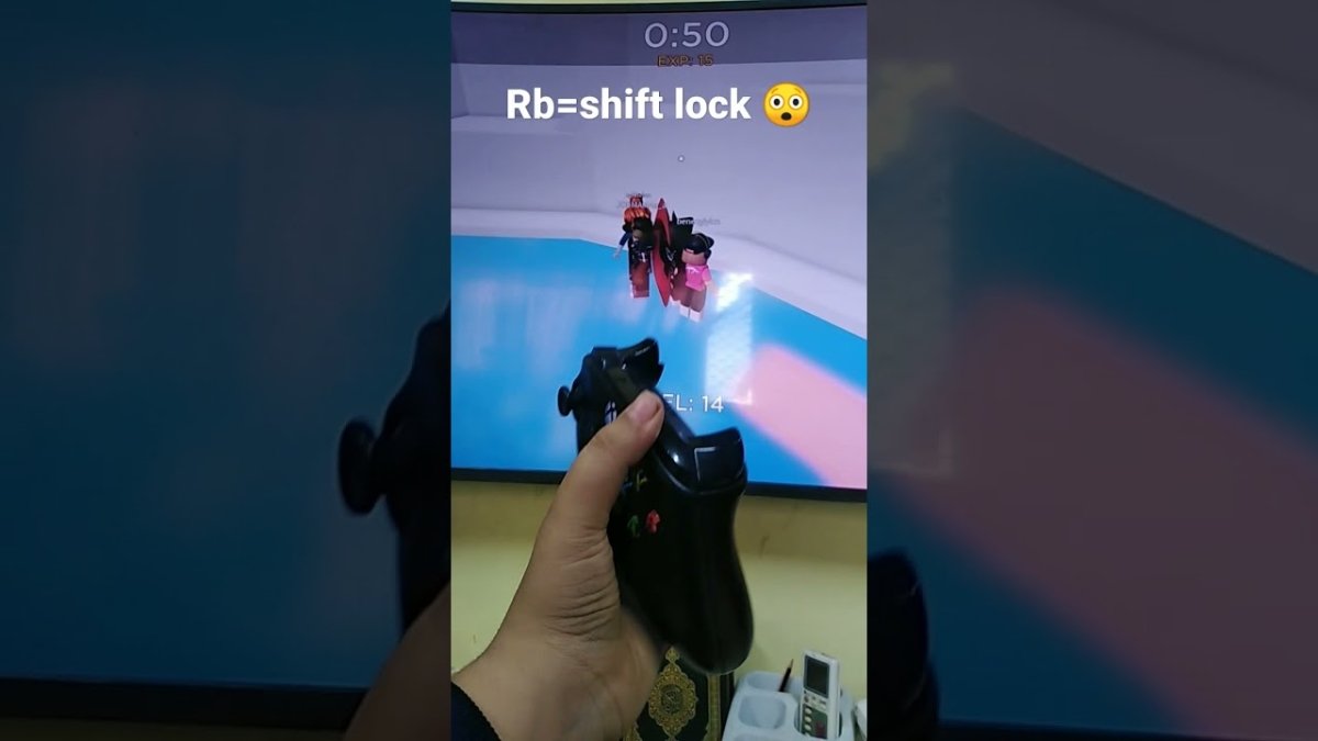 How to Shift Lock on Roblox Xbox? - keysdirect.us