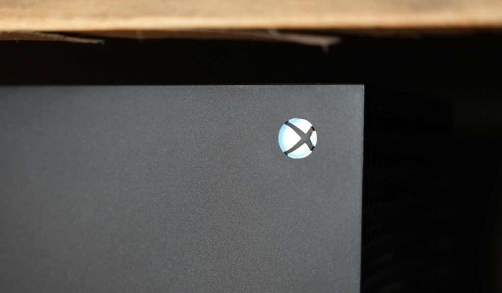 Why Does My Xbox Series X Keep Blinking? - keysdirect.us